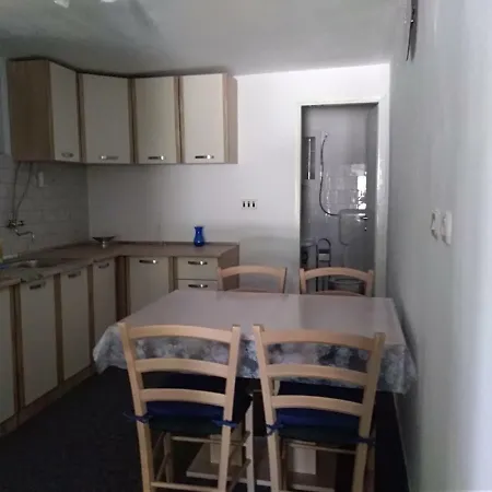 Apartman Tomic *